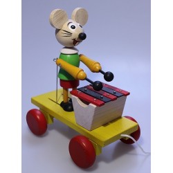 Mouse and xylophone